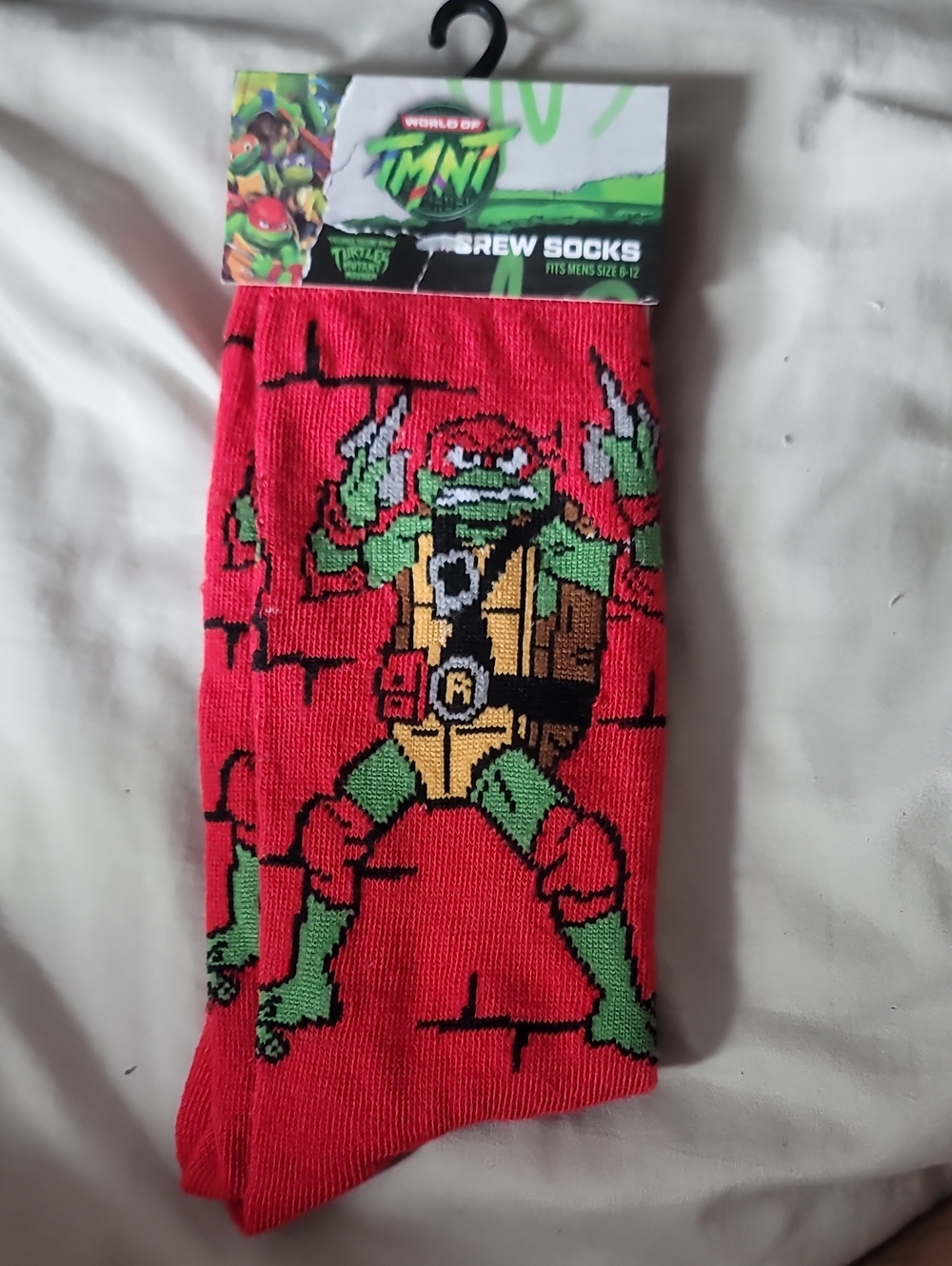 Teenage Mutant Ninja Turtles TMNT Red Raphael Casual Crew Socks